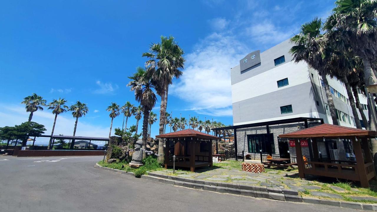 Sea Cliff Hotel Чеджу Екстериор снимка
